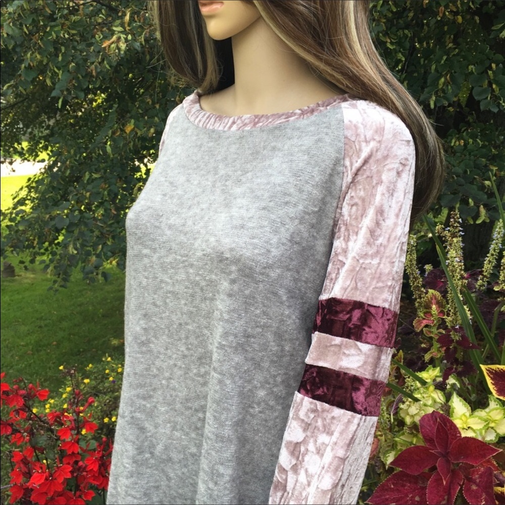 KNIT & VELVET SPORT TOP. 1 left - Picture 2 of 8